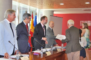 305 Jueces y Juezas de Paz Educativos de Murcia reciben su diploma